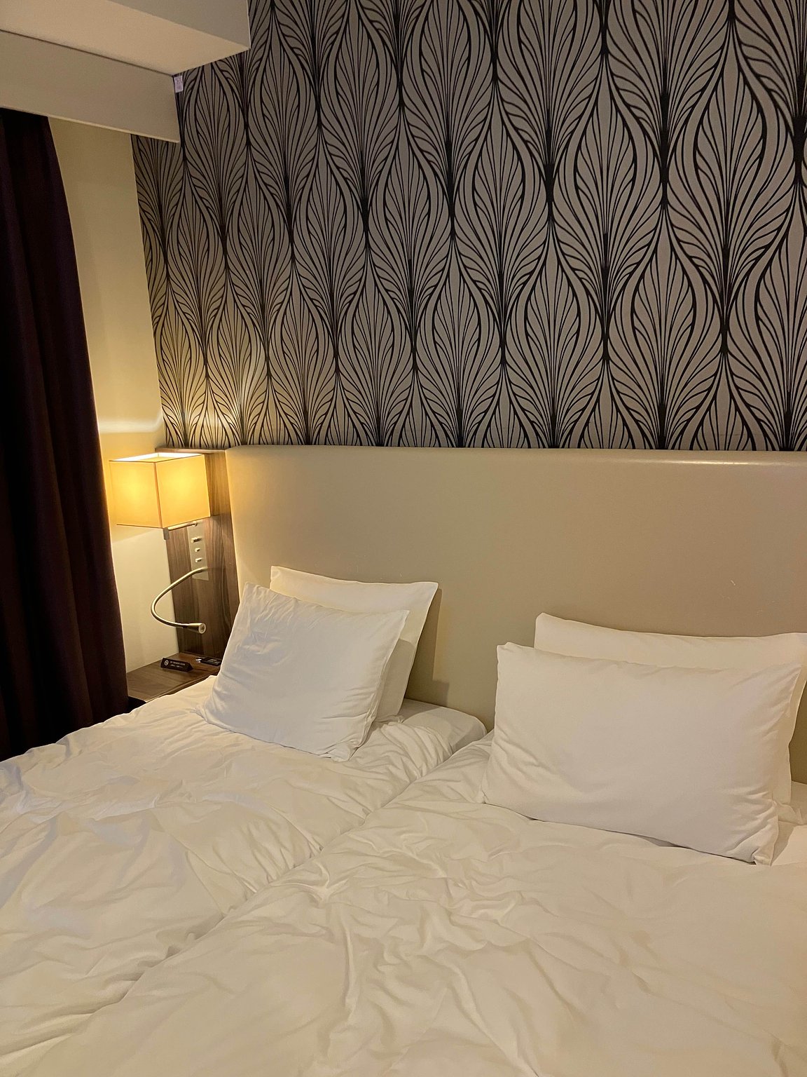 9 Minutes From Naha Airport by Monorail! Right in Front of the Station! Perfect for Families Arriving at Night