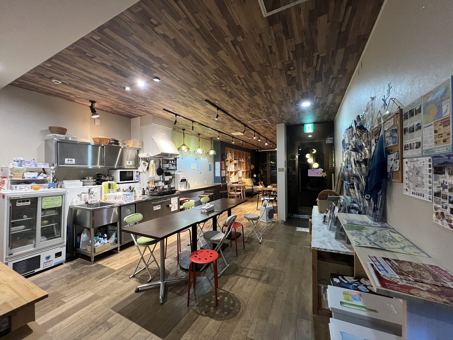 역에서 가까운 저렴한 게스트 하우스