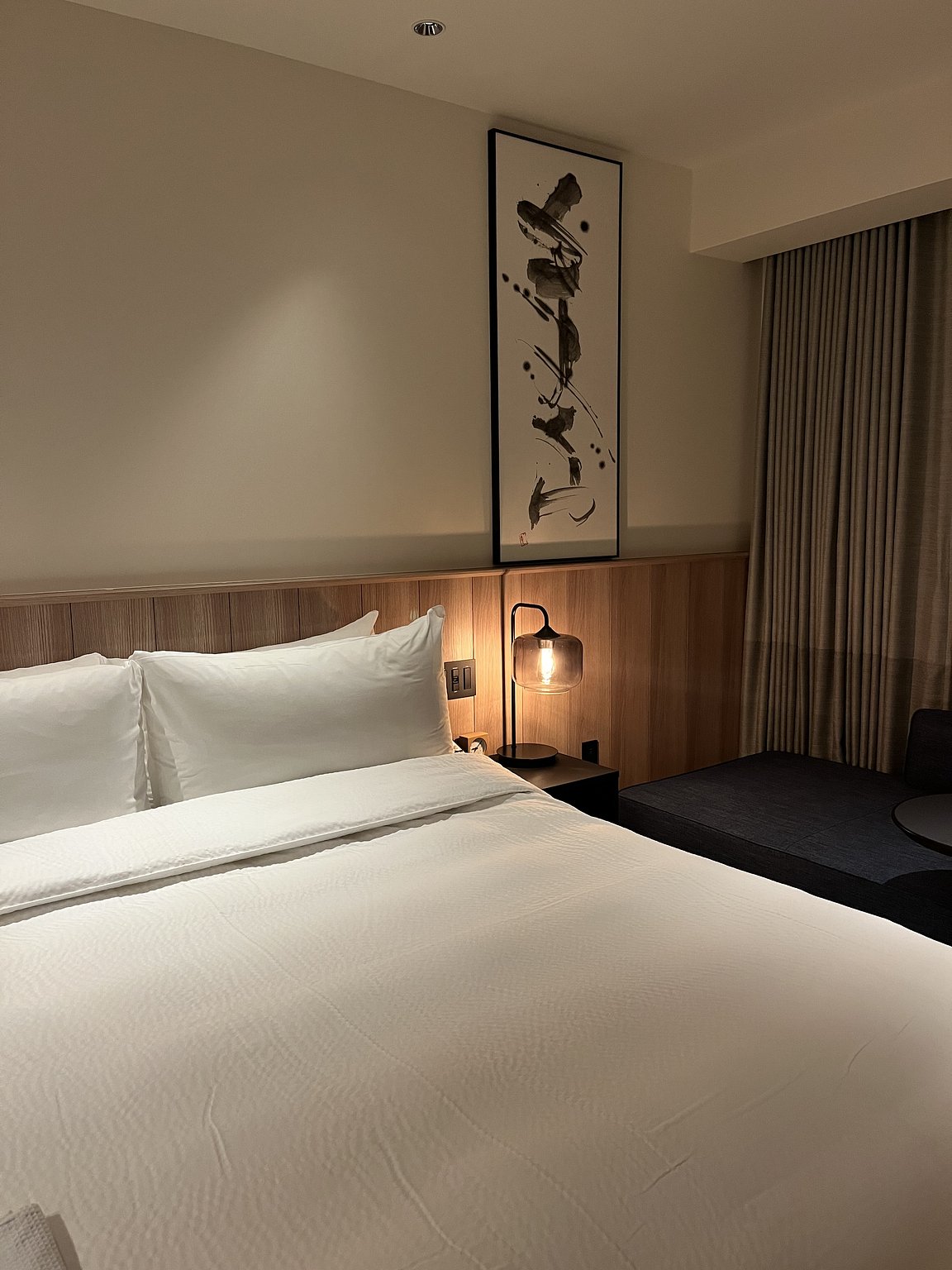 Beautiful and Comfortable Room