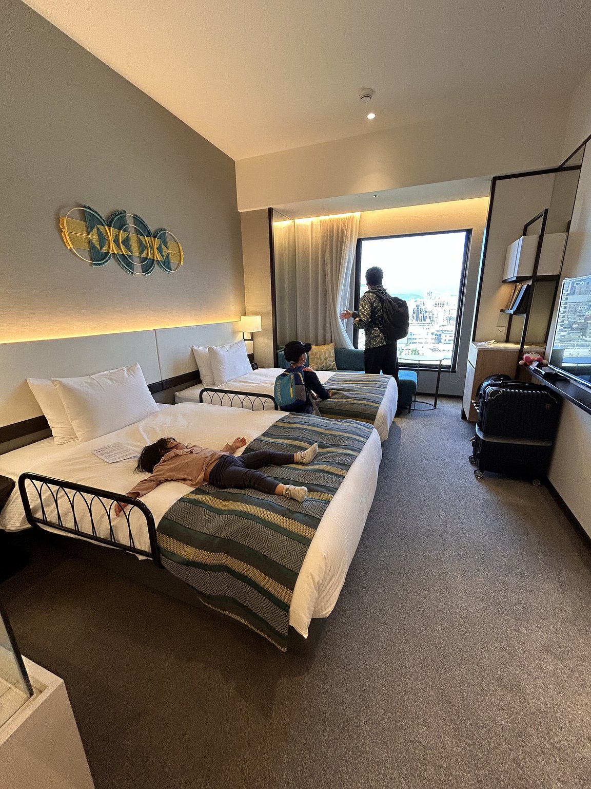 A hotel that speaks Japanese with a big public bath!