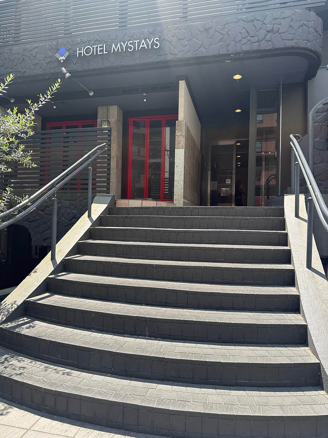 A Culinary and Fun-Filled Family Trip to Osaka: Enjoying LIVE, Gourmet Delights, and the Expo!