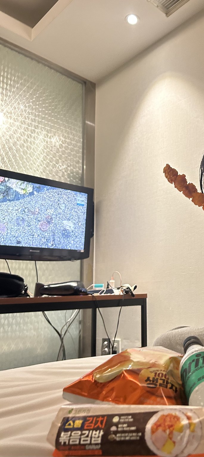 機場巴士站近在咫尺！美味的醬蟹餐廳也在步行距離內！