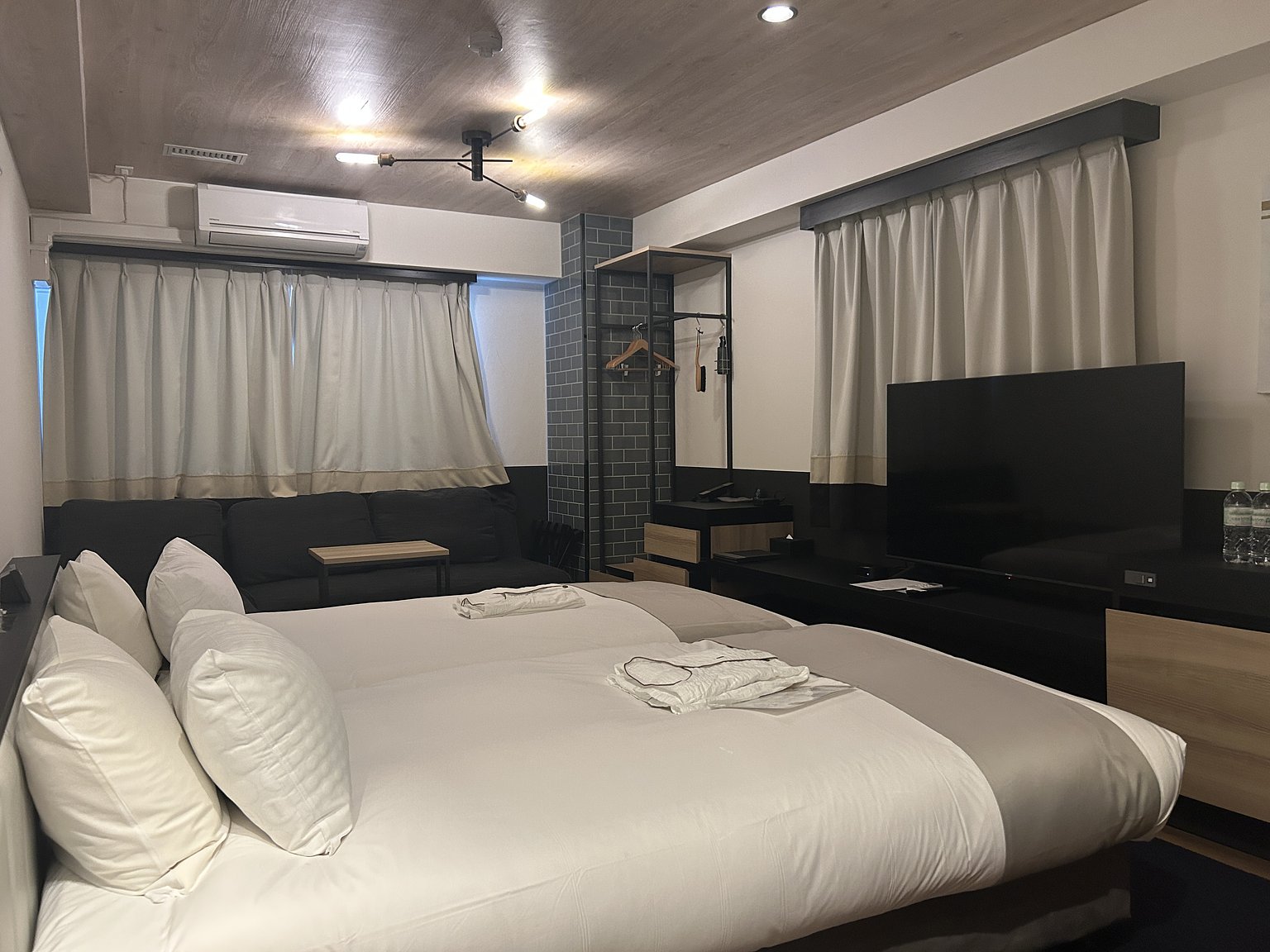 Modern Design Hotel Close to the Station