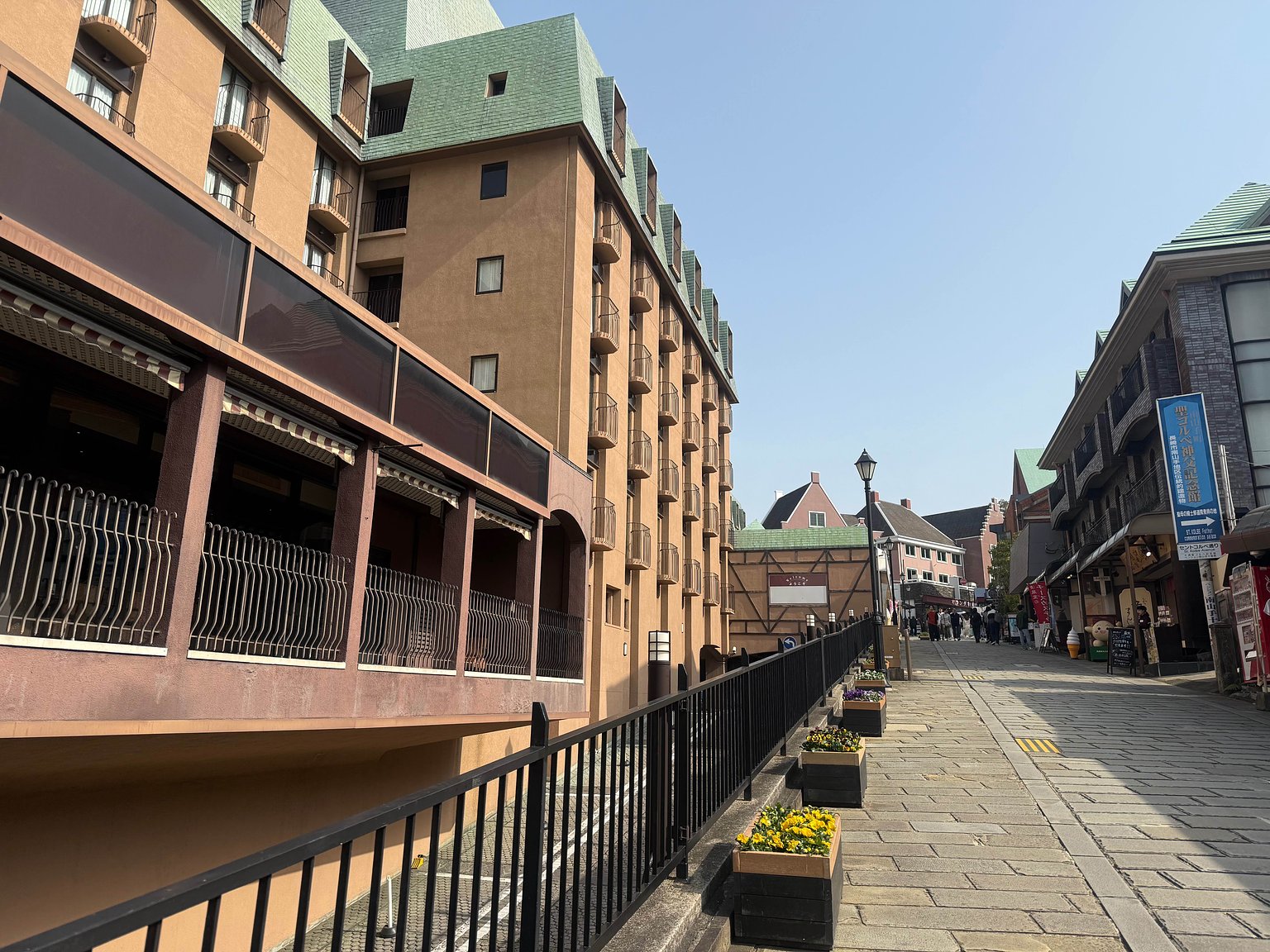 【Incredible Value!】 Large Hotel Along Glover Street