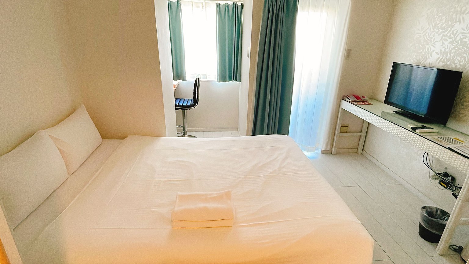 항공편 전날 저렴한 숙박!