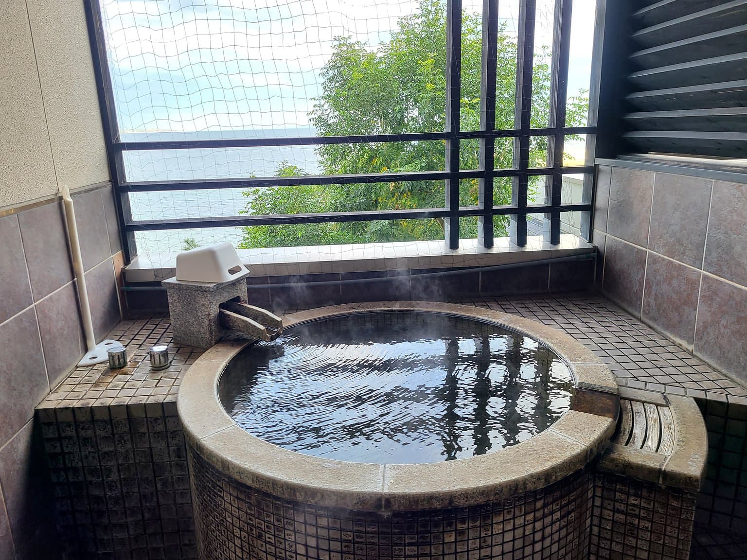 All rooms with open-air baths!