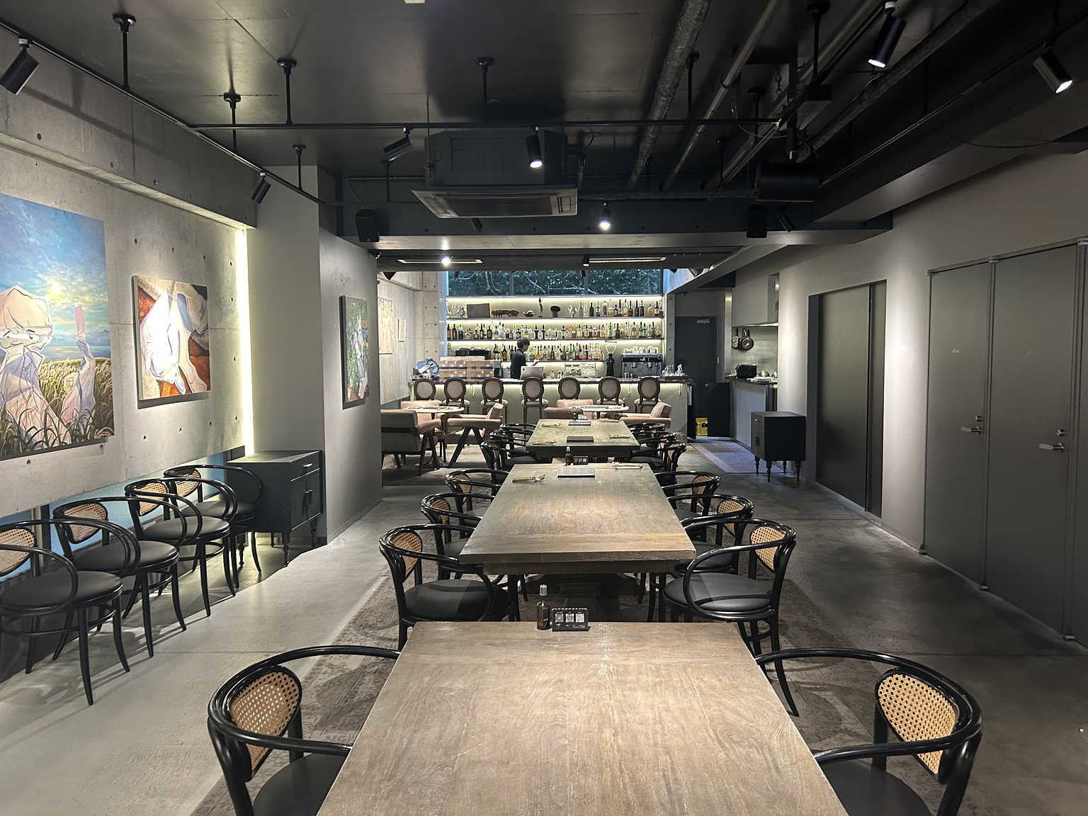 Date in a Stylish Room