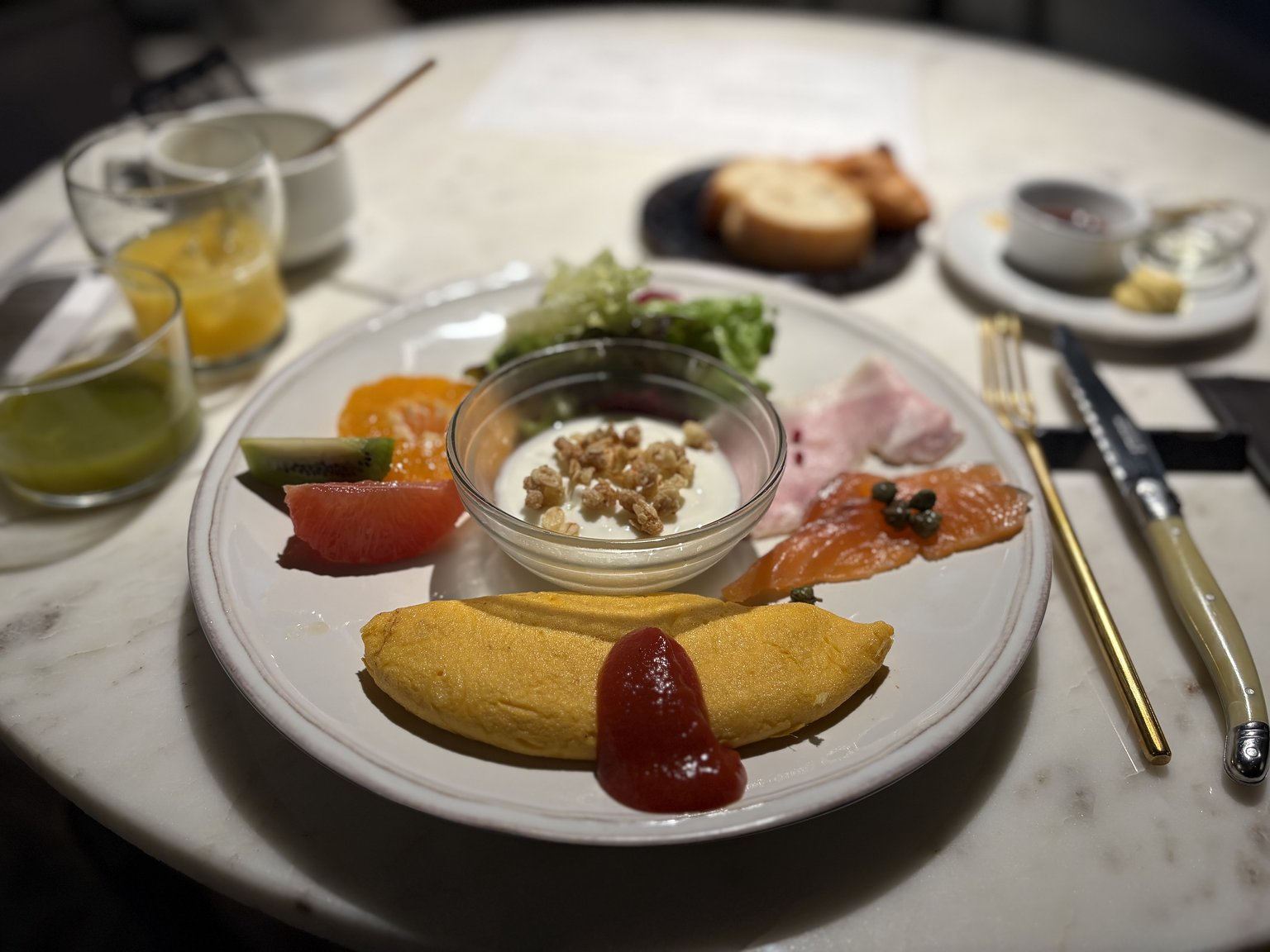 A Base for Your Kyoto Trip! A Hotel Immersed in Art.