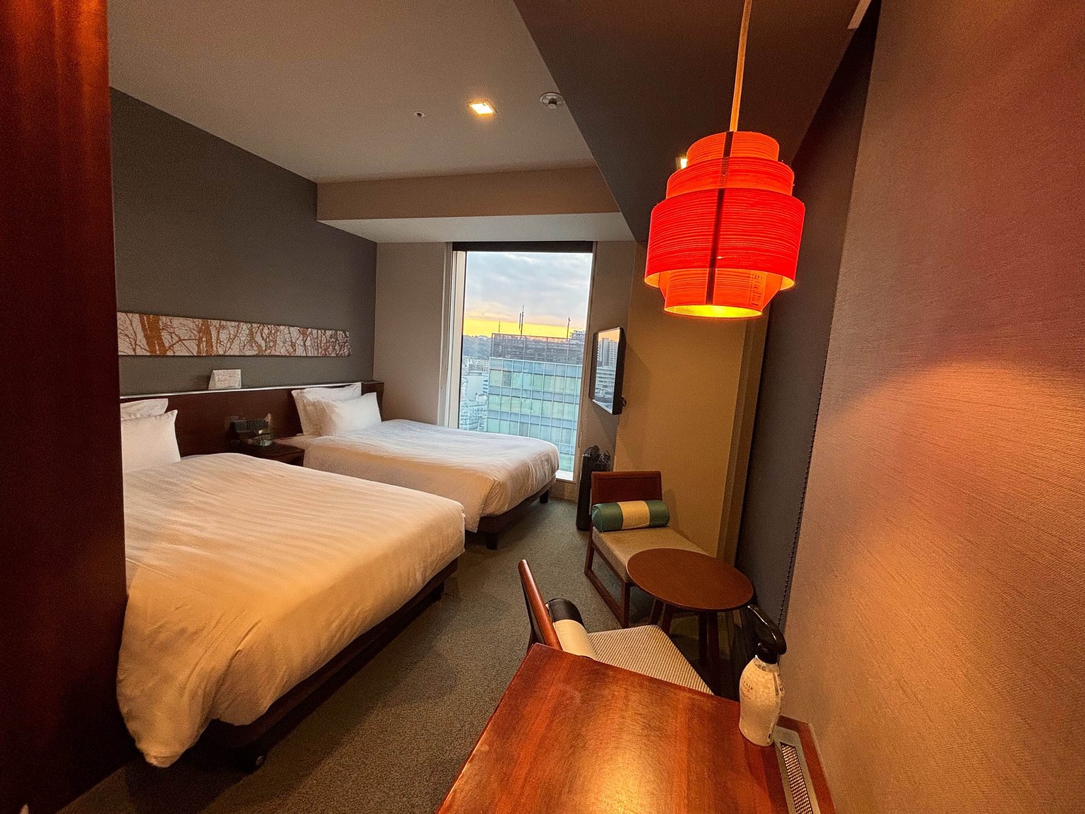 A Quality City Hotel with a Relaxing Large Bath and Local Gourmet Food