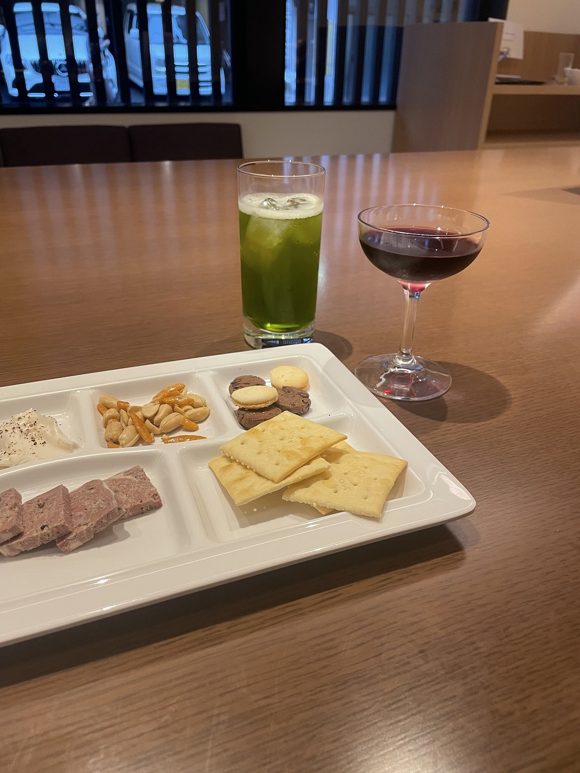 驚人的免費服務住宿