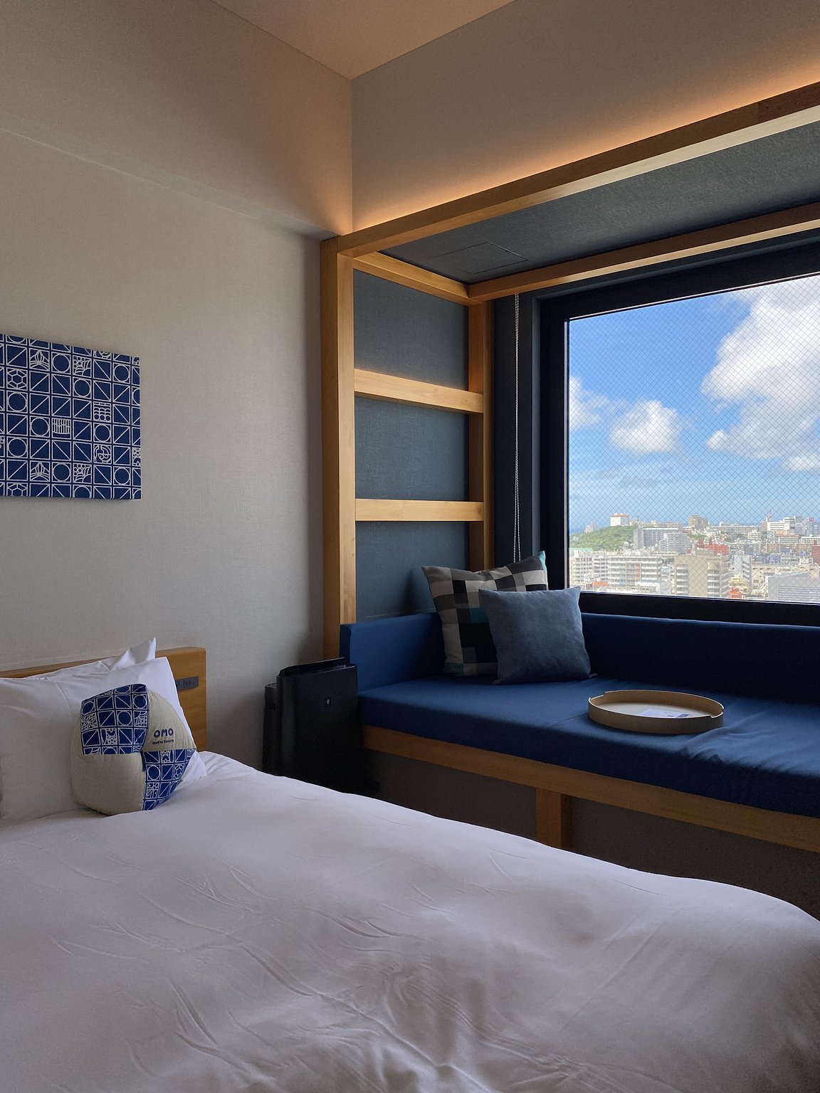 Within Walking Distance to Kokusai-dori! A Stay at Hoshino Resort Without Needing a Rental Car from Naha Airport