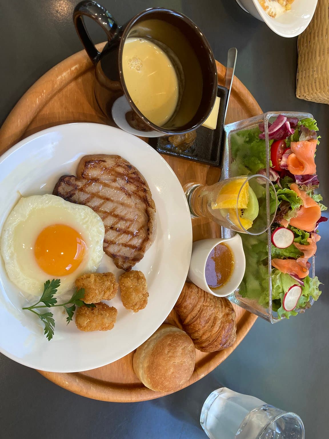 Relaxing in a Luxurious Suite Room