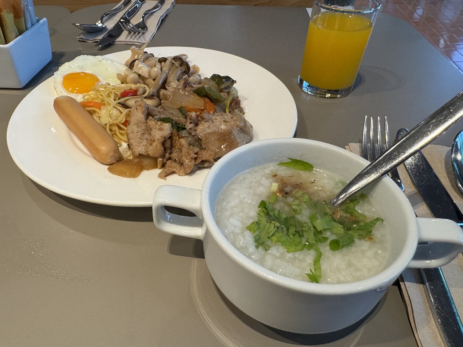 3-Night Stay: Grateful for Delicious Breakfast and Friendly Staff. Felt Safe Staying Here.