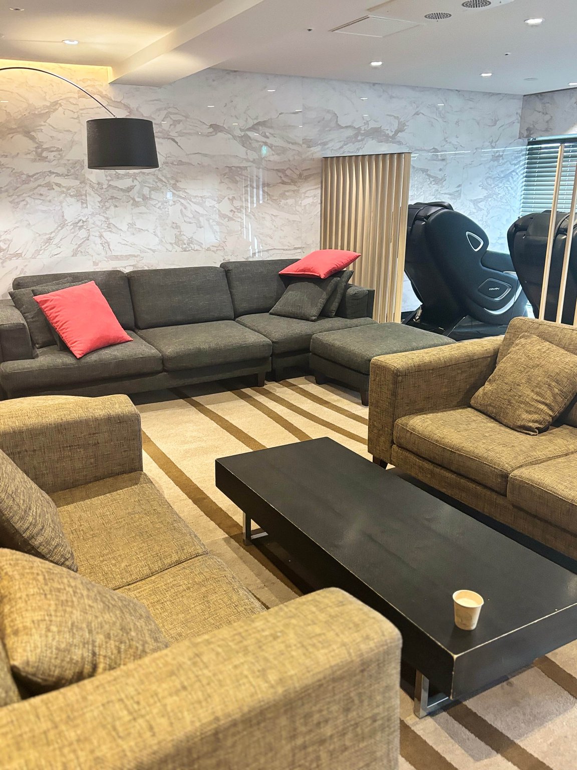 First Trip to Busan: A Comfortable Hotel with Great Location and Service