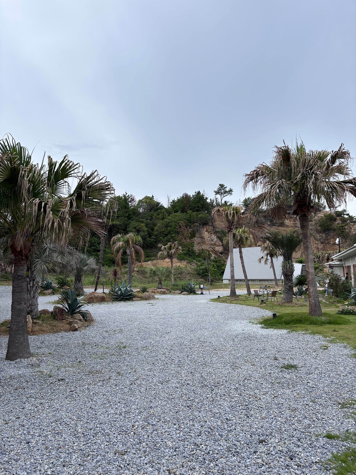 Relaxing by the Seto Inland Sea in a Stylish Space