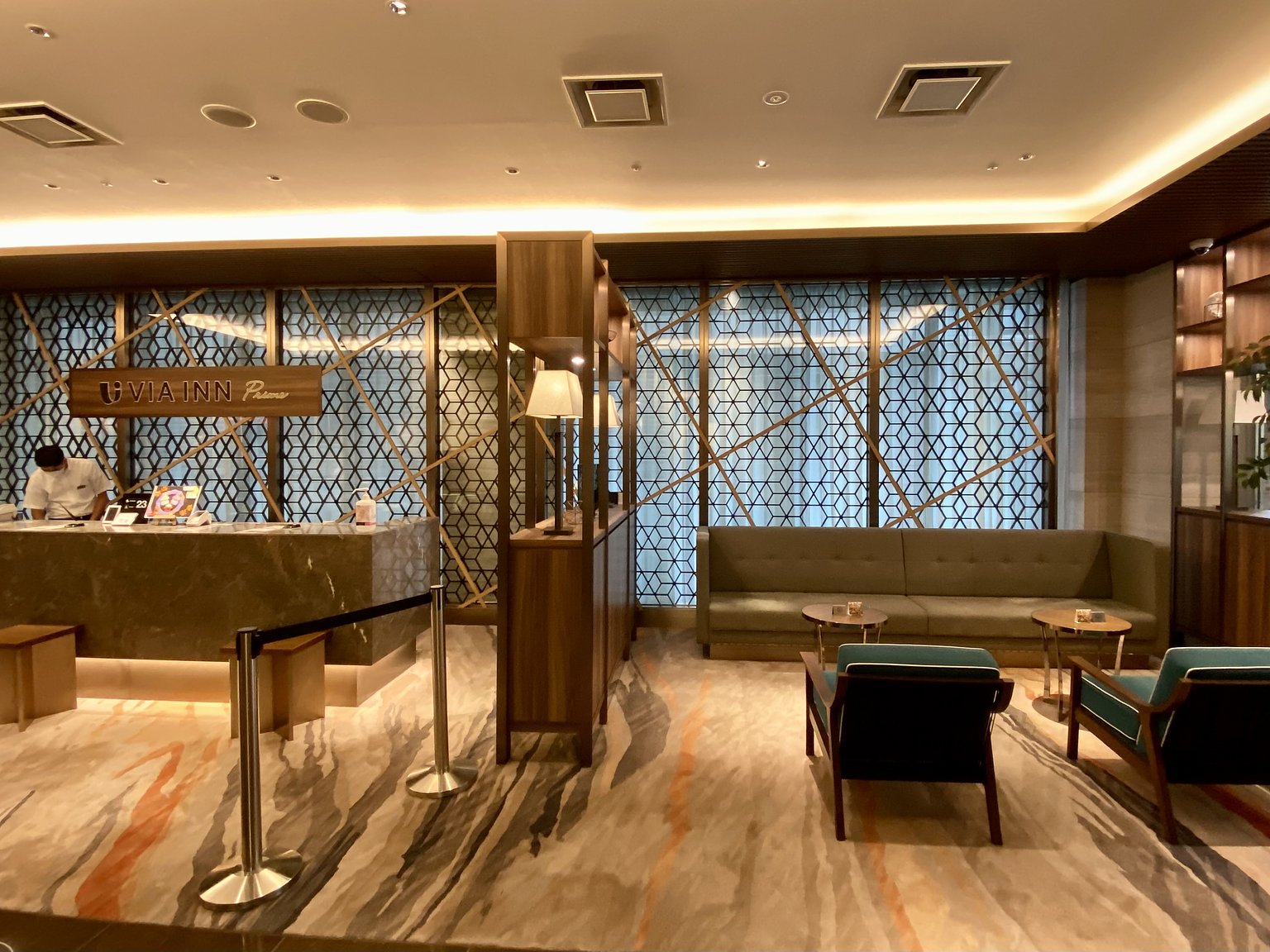 A hotel close to Koamijinja Shrine!