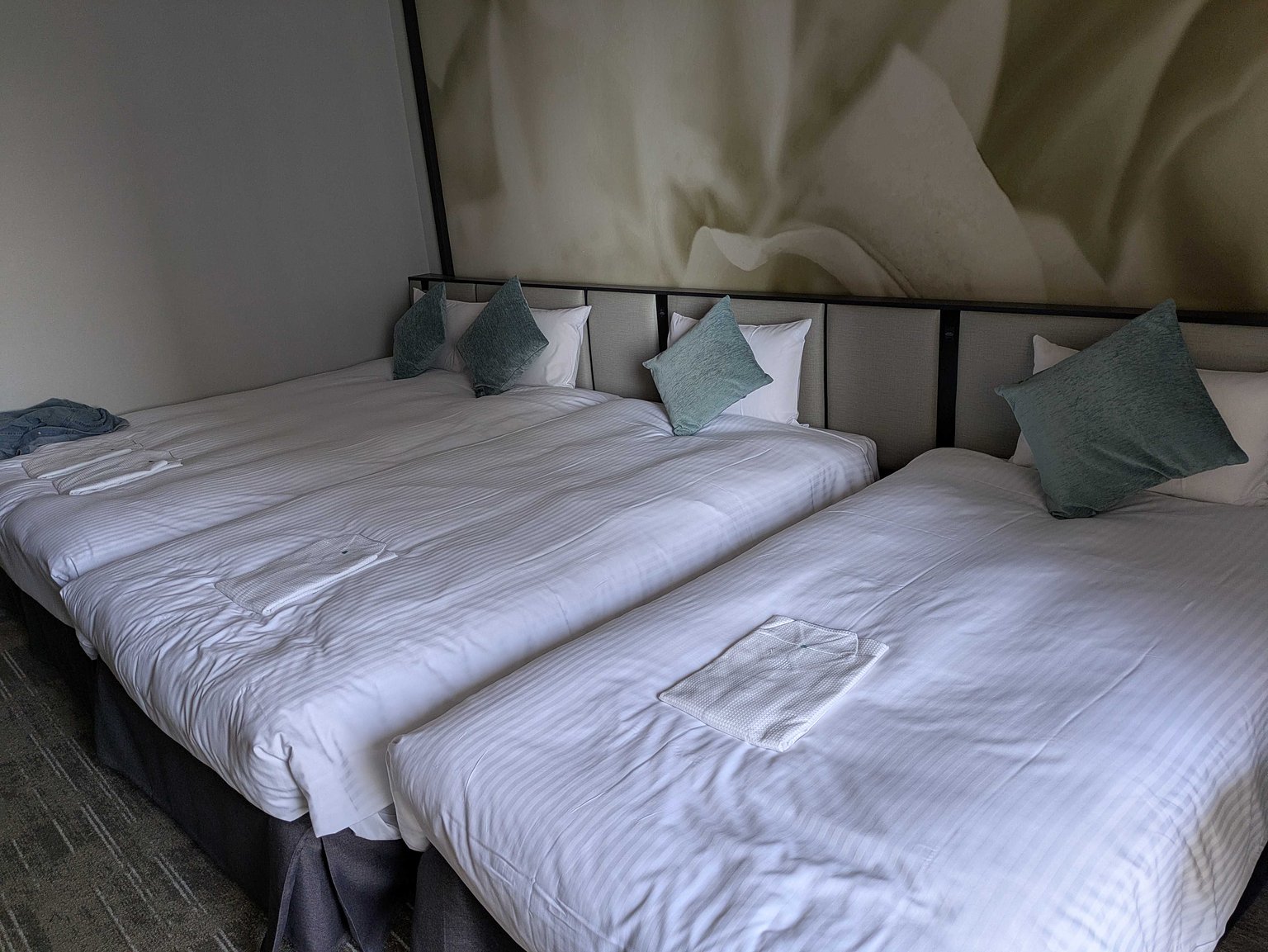 If you're staying around Universal, this is the place!