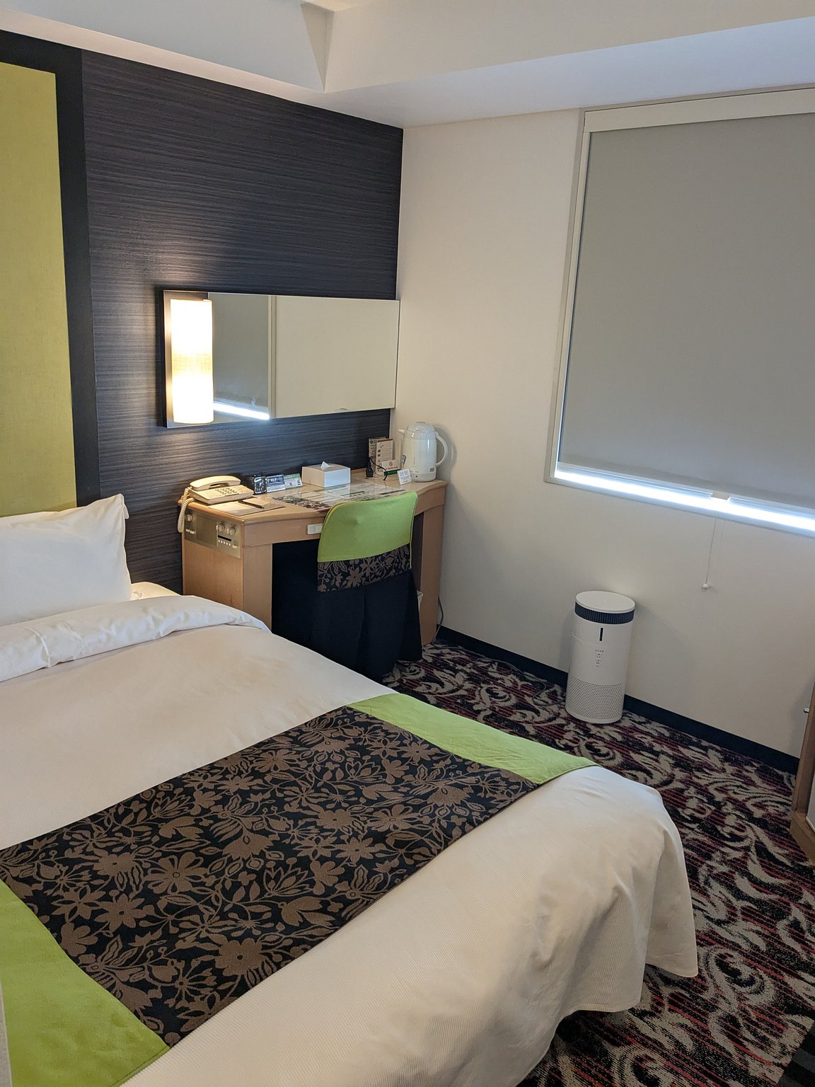 Almost Directly Connected to the Station! No Getting Lost! Super Convenient!