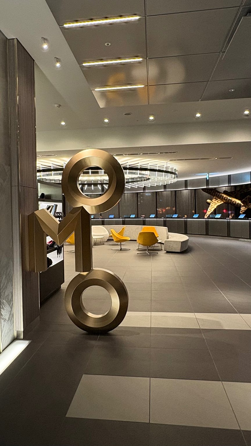 가족 여행에 좋은 호텔 - 기차역과 공항 근처