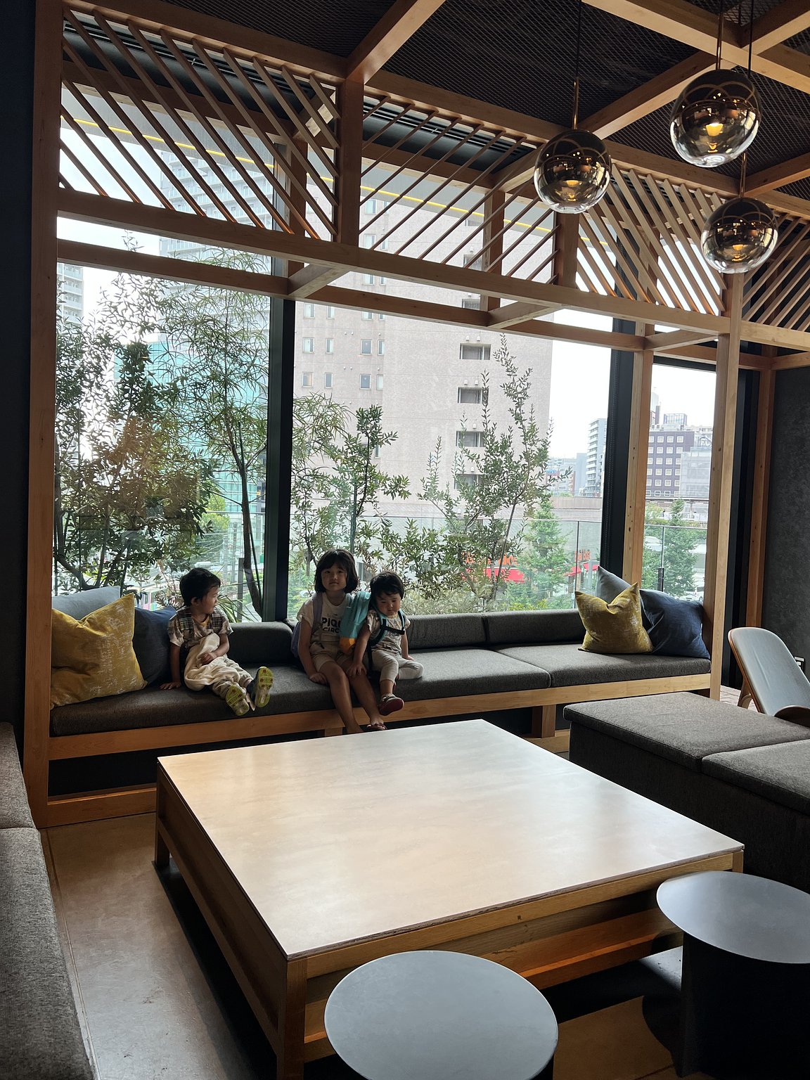 A Satisfying Mother-Child Trip with Two Toddlers!