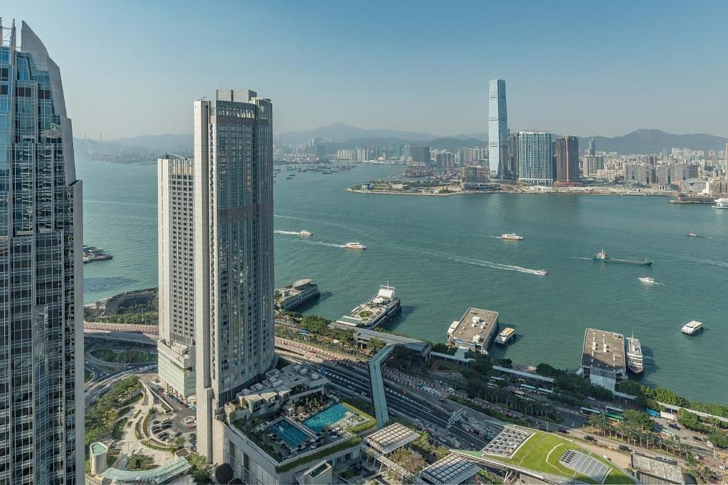FOUR SEASONS HOTEL HONG KONG