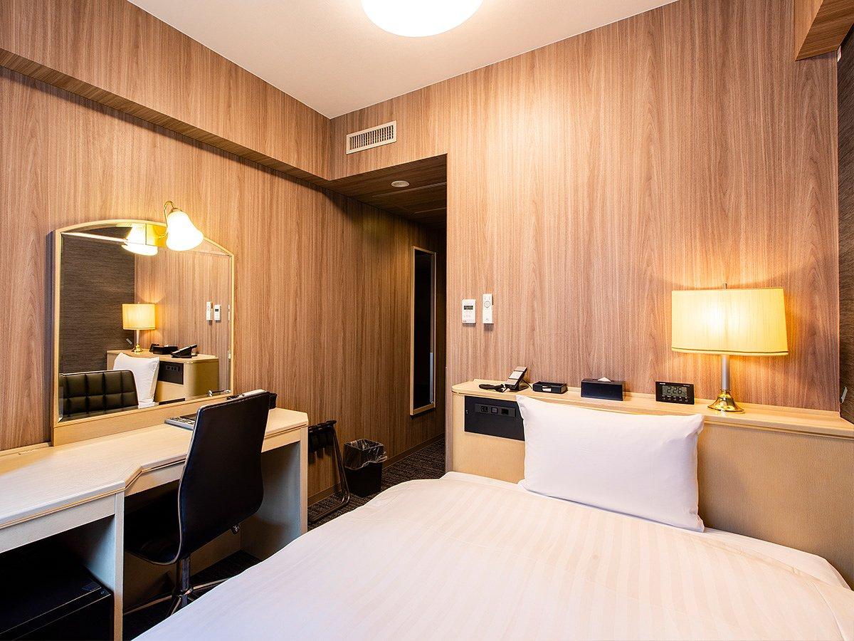 single room - Hotel Wing International Asahikawa Ekimae