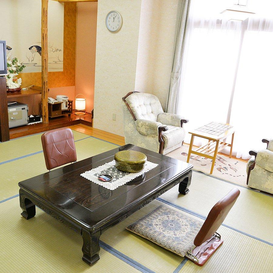 Japanese-style room with rock bath - Takasago Onsen