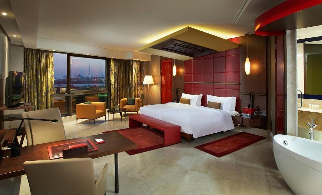 Club Room - Jumeirah Creekside Hotel Dubai