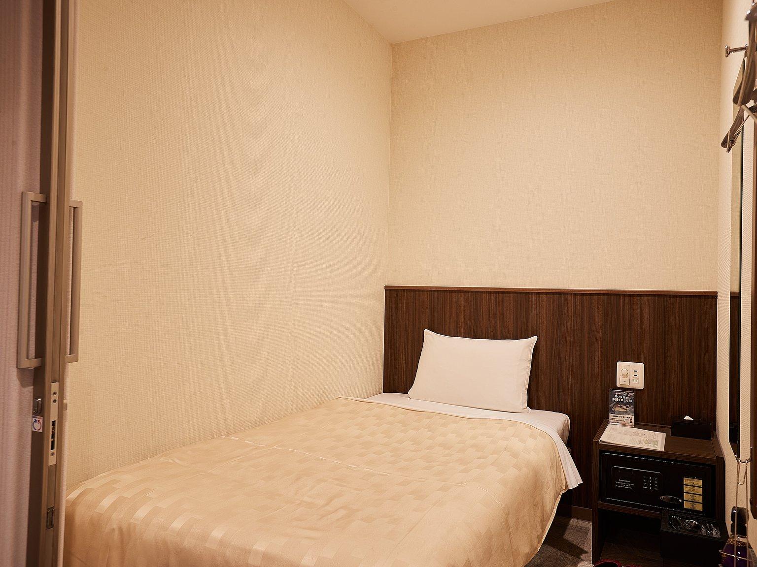 【Male Only】Single ※Shared shower and toilet - GRAND CABIN HOTEL NAHA OROKU