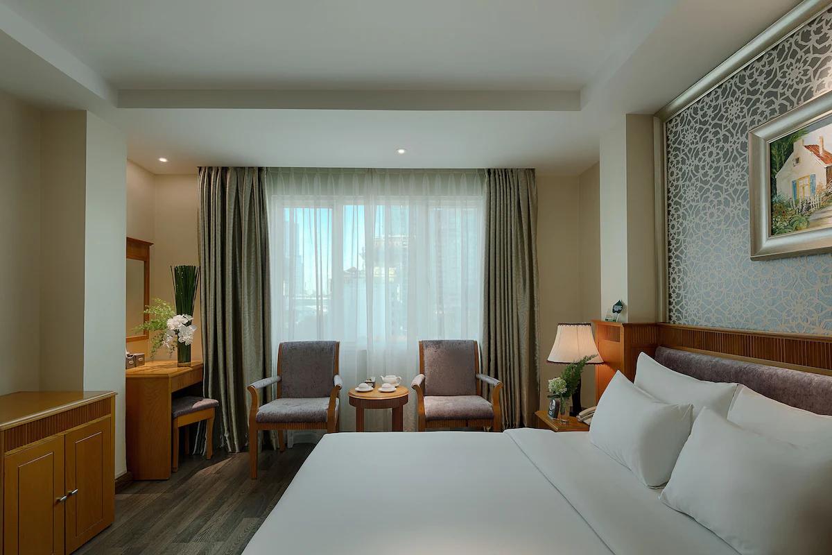 Premium Deluxe (Double/Twin)(Breakfast included) - Silverland Sil Hotel