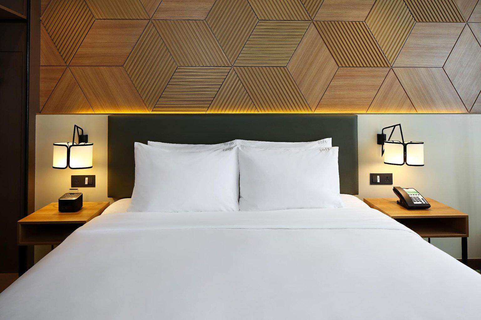 Standard - Holiday Inn Cebu City