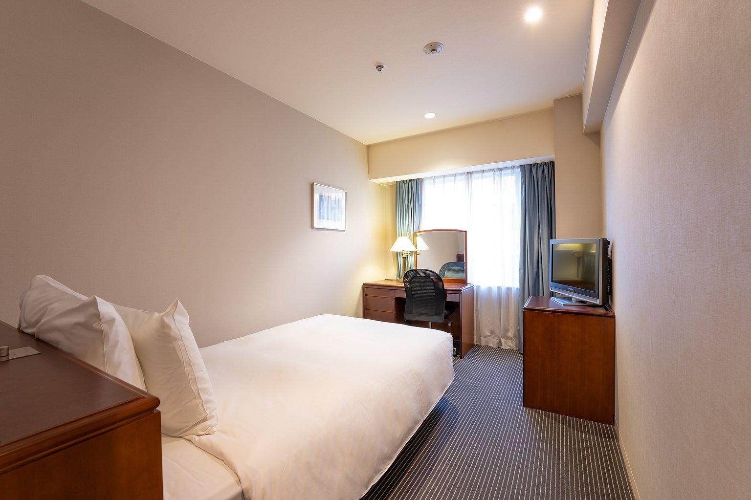 Single Room - ANA Crowne Plaza Hiroshima